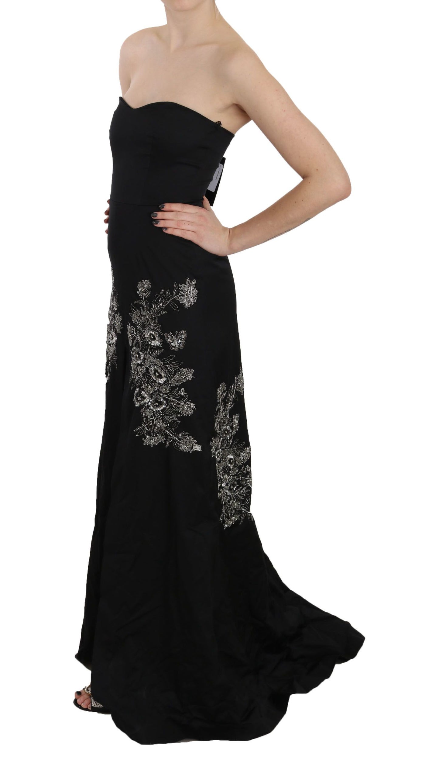 Robe de bal évasée noire à paillettes