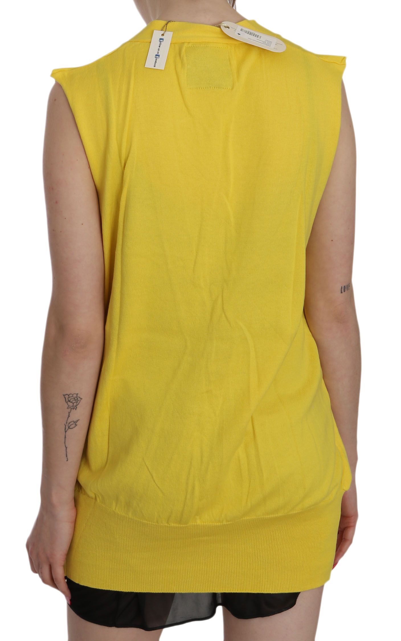 Gilet cardigan senza maniche in cotone giallo 100%.