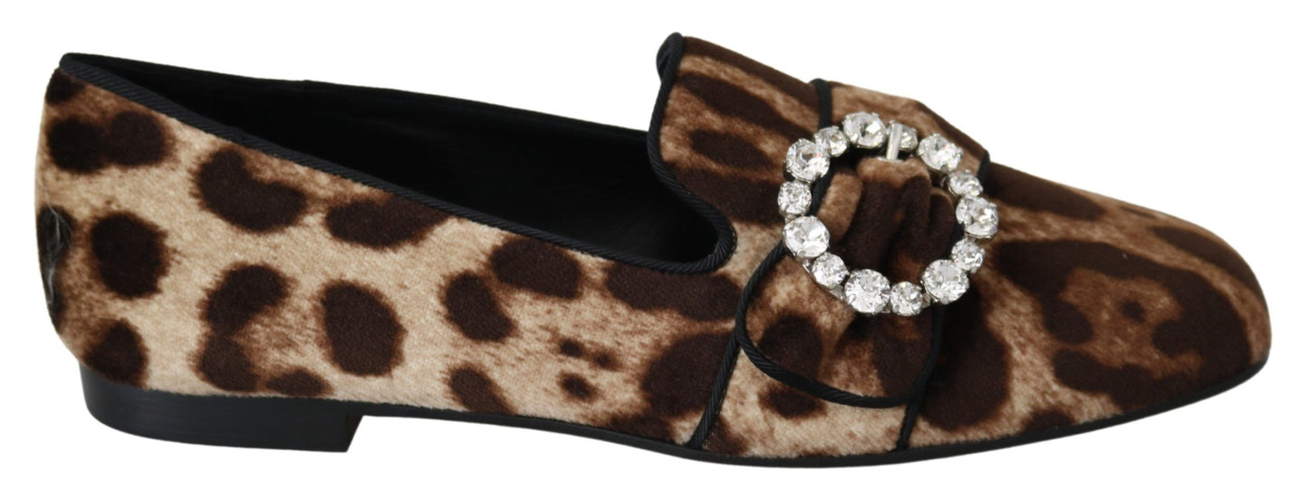 Braune Slipper mit Leopardenmuster und Kristallen