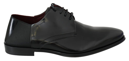 Chaussures Derby en cuir verni noir à lacets