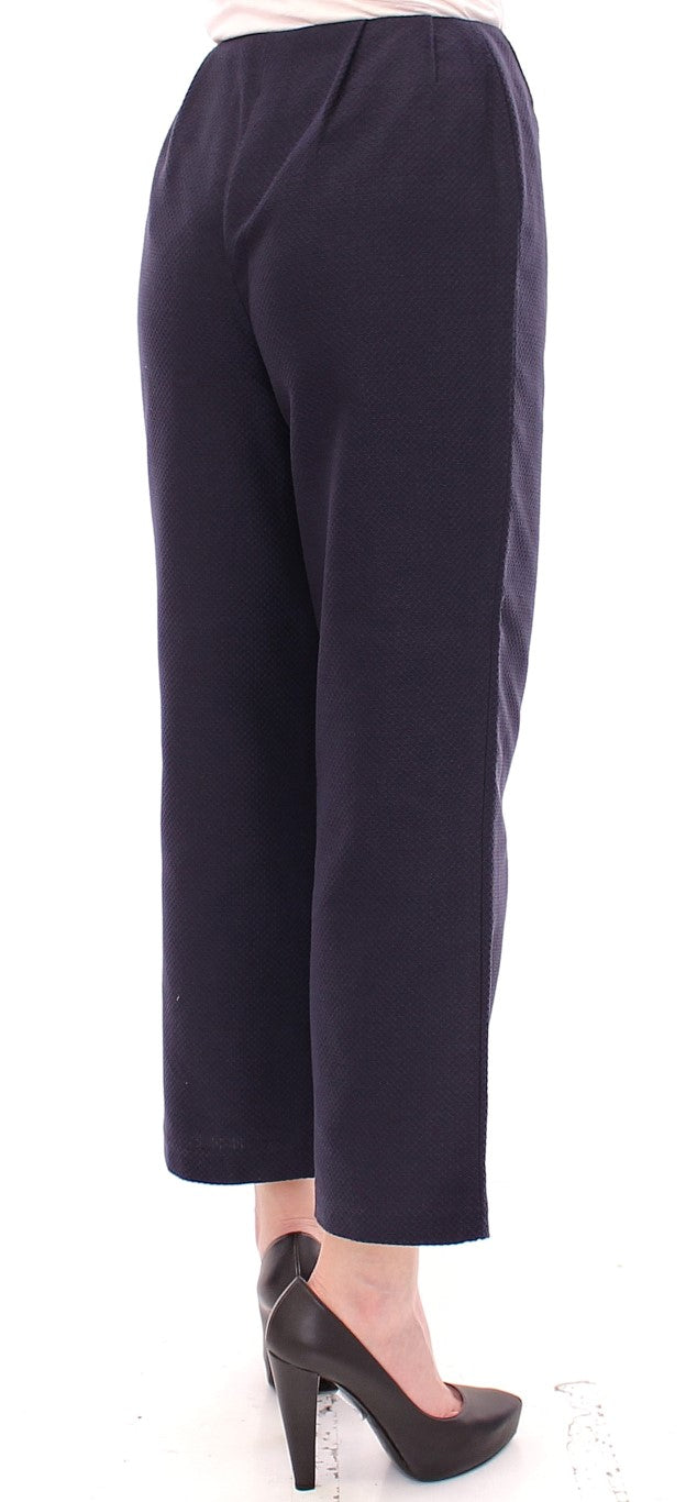 Blaue kurze Baumwollhose