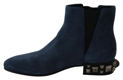 Chaussures bottes cloutées ornées de daim bleu