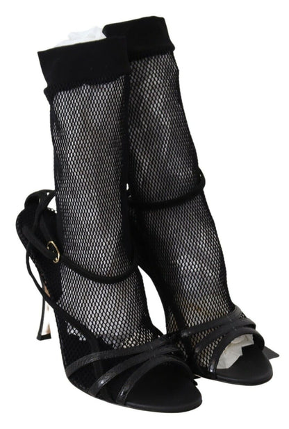 Kurze Stiefel aus schwarzem Wildleder, Sandalen, Schuhe