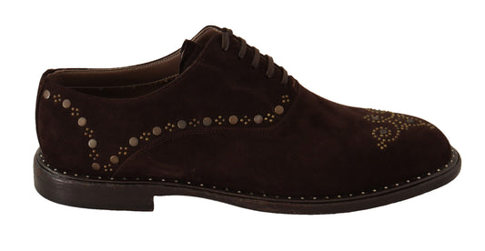 Chaussures derby cloutées Marsala en daim marron