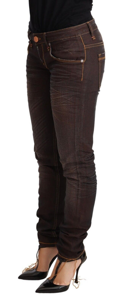 Jean slim taille basse en denim de coton délavé marron