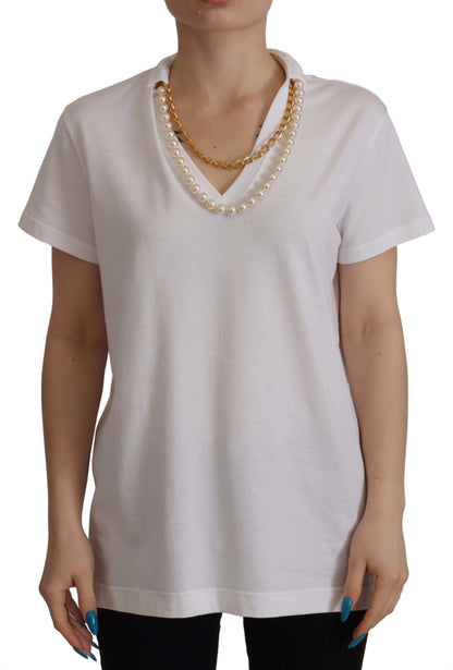 Top T-shirt con scollo impreziosito da collana bianca