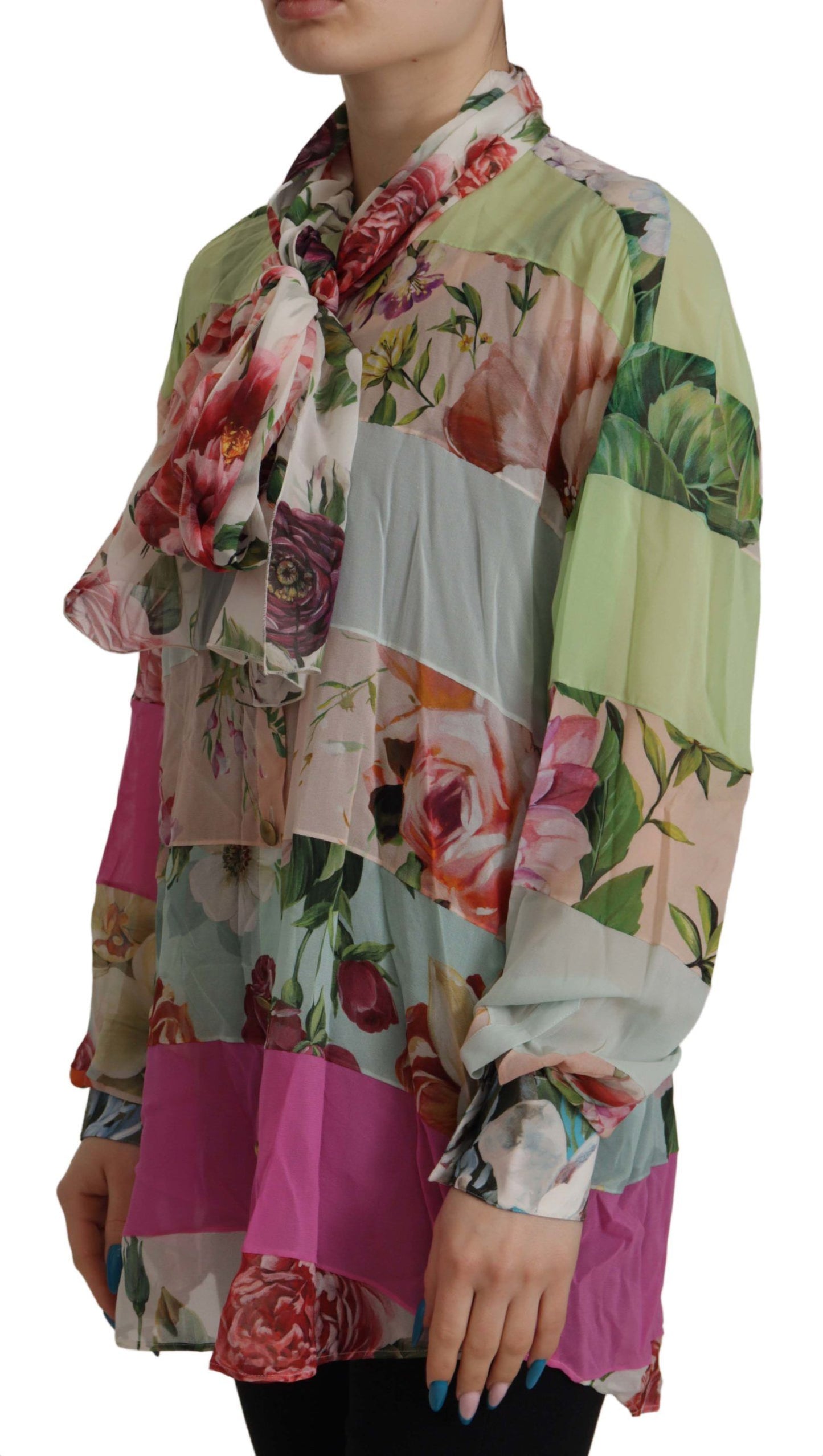 Mehrfarbige, florale Patchwork-Bluse mit Ascot-Kragen