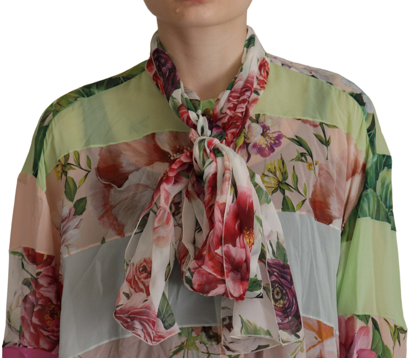 Mehrfarbige, florale Patchwork-Bluse mit Ascot-Kragen