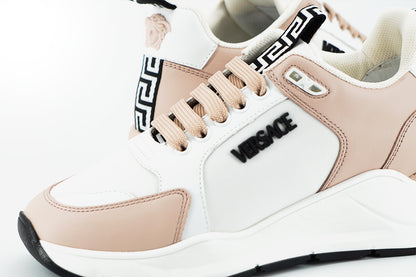 Sneakers in pelle di vitello rosa chiaro e bianca