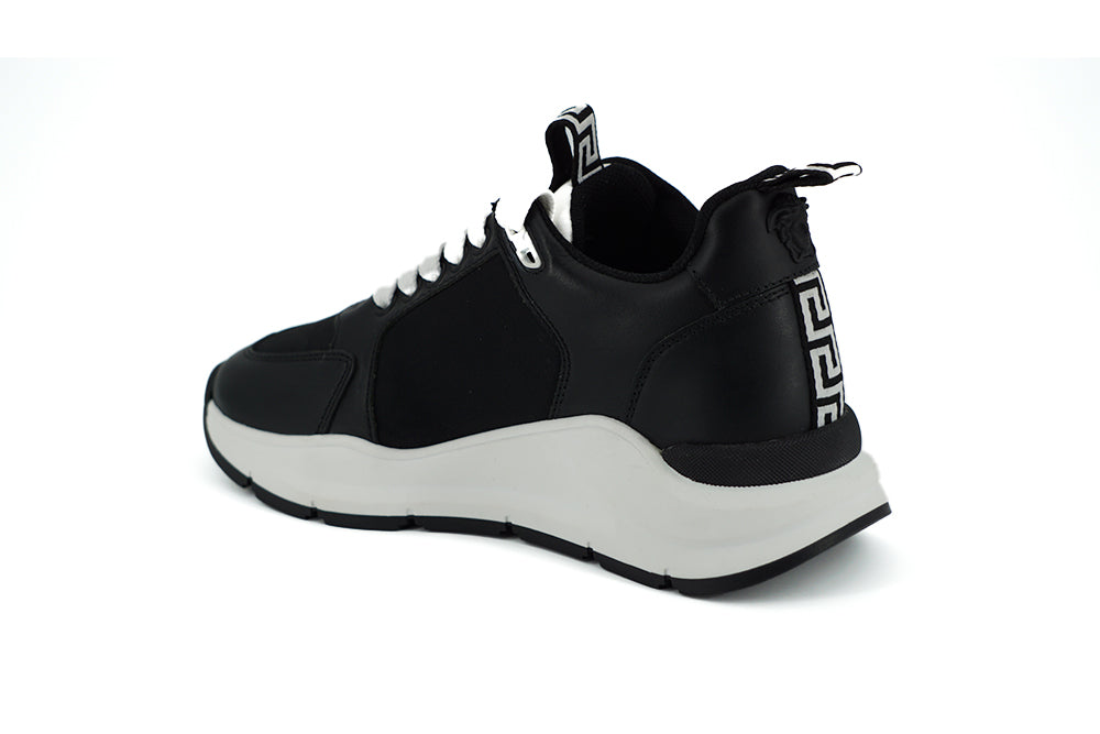 Sneakers in pelle di vitello bianca e nera