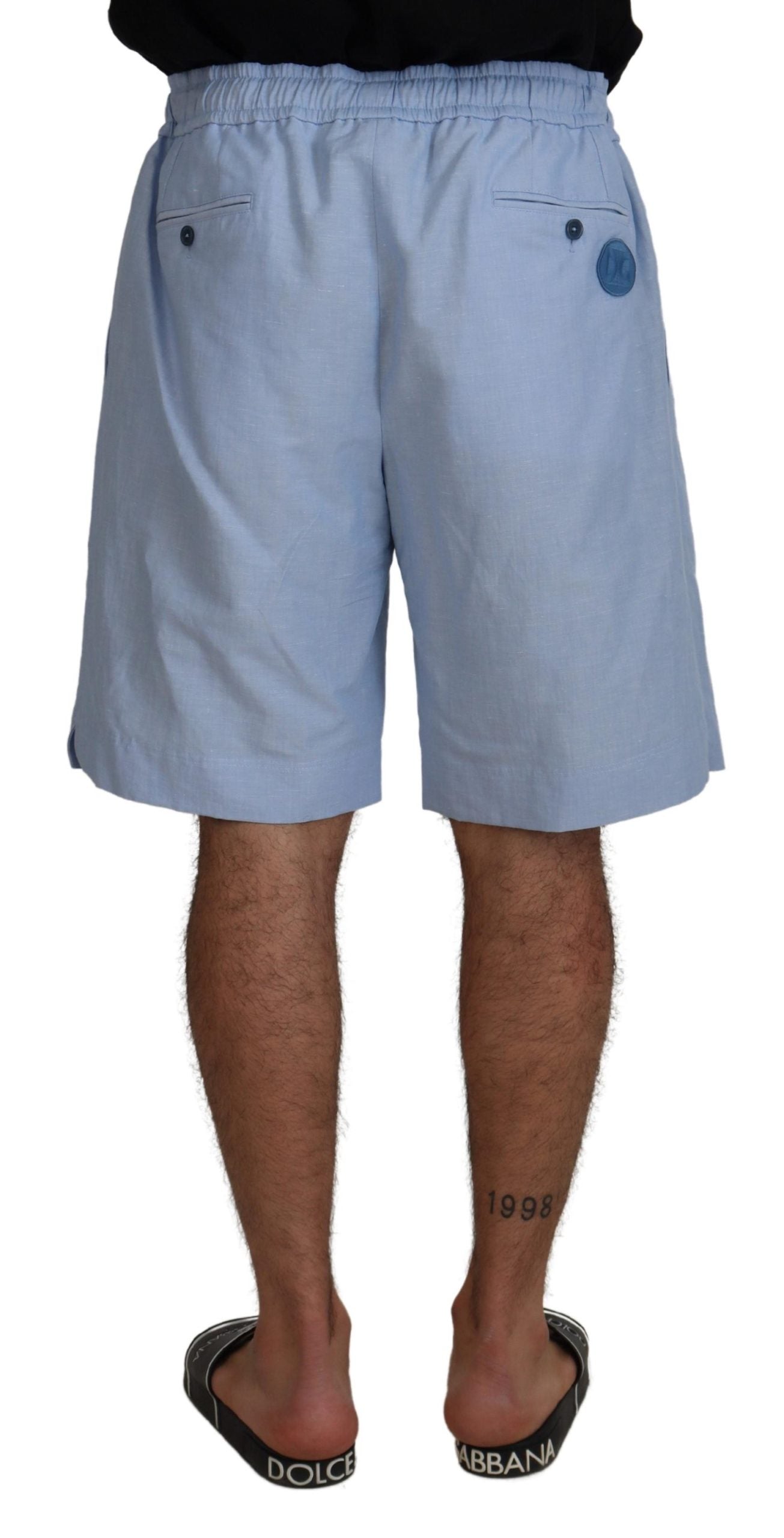 Elegante hellblaue Sommershorts aus Leinen-Baumwolle