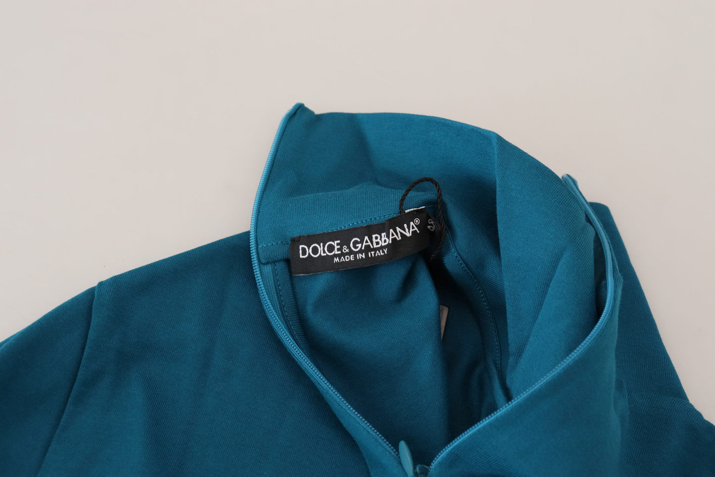 Maglione pullover slim con colletto in cotone blu