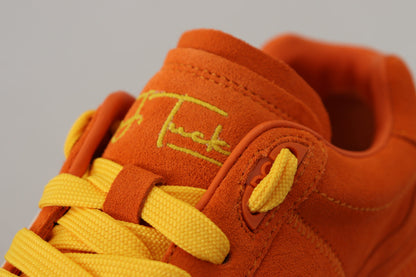 Schicke orange Wildleder-Schnürsneaker