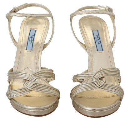 Elegante Sandalen mit goldenem Stilettoabsatz