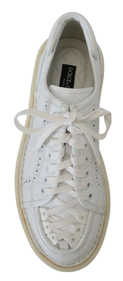 Elegante weiße Low Top Oxford Sneakers