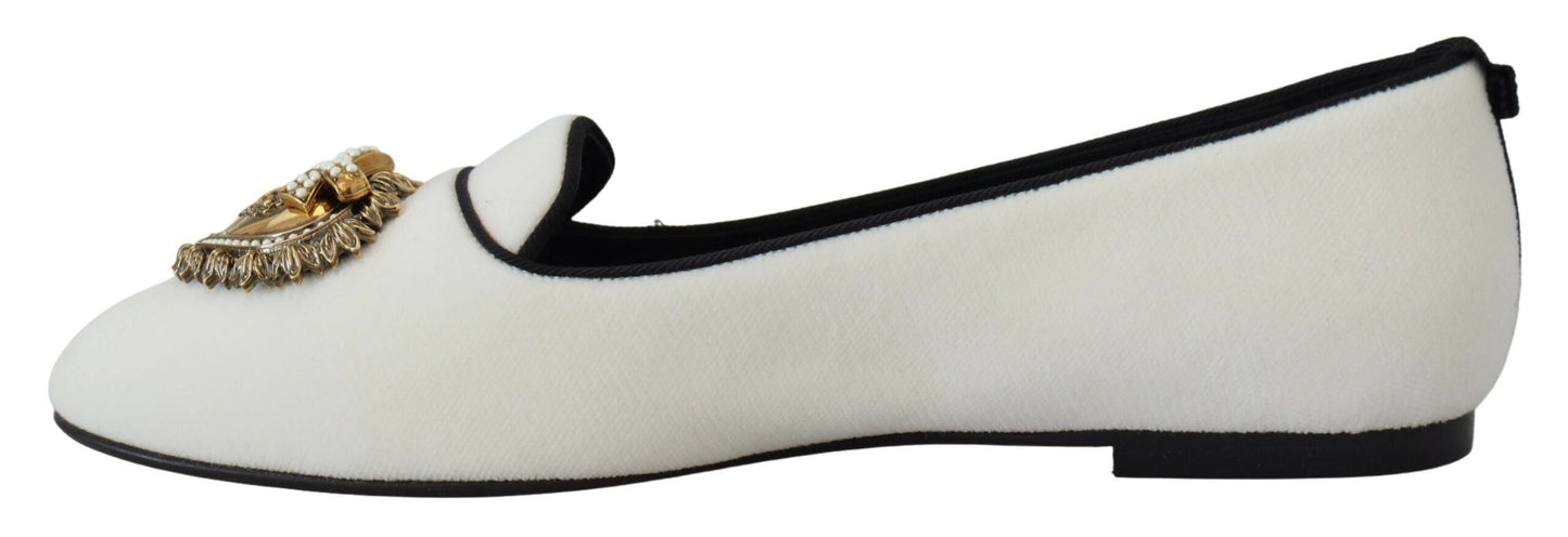 Mocassini slip on in velluto bianco. Scarpe basse