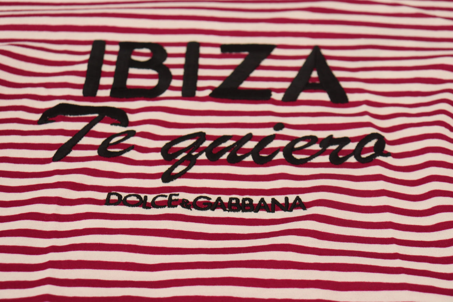 Exklusives gestreiftes Ibiza-T-Shirt mit Rundhalsausschnitt