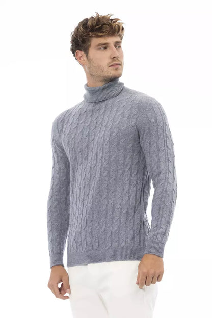 Eleganter hellblauer Rollkragenpullover