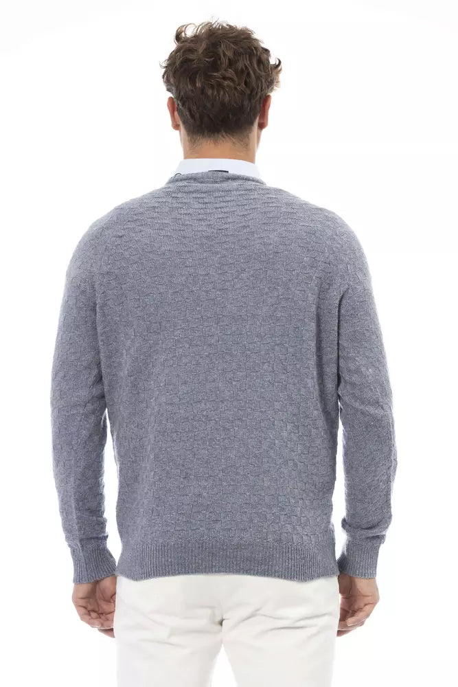 Eleganter hellblauer Pullover mit V-Ausschnitt