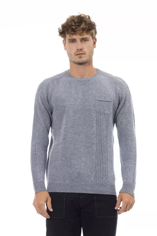 Eleganter hellblauer Pullover mit Rundhalsausschnitt