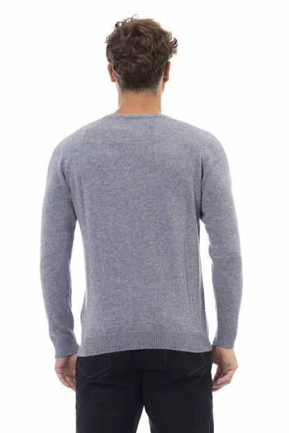 Eleganter hellblauer Pullover mit Rundhalsausschnitt