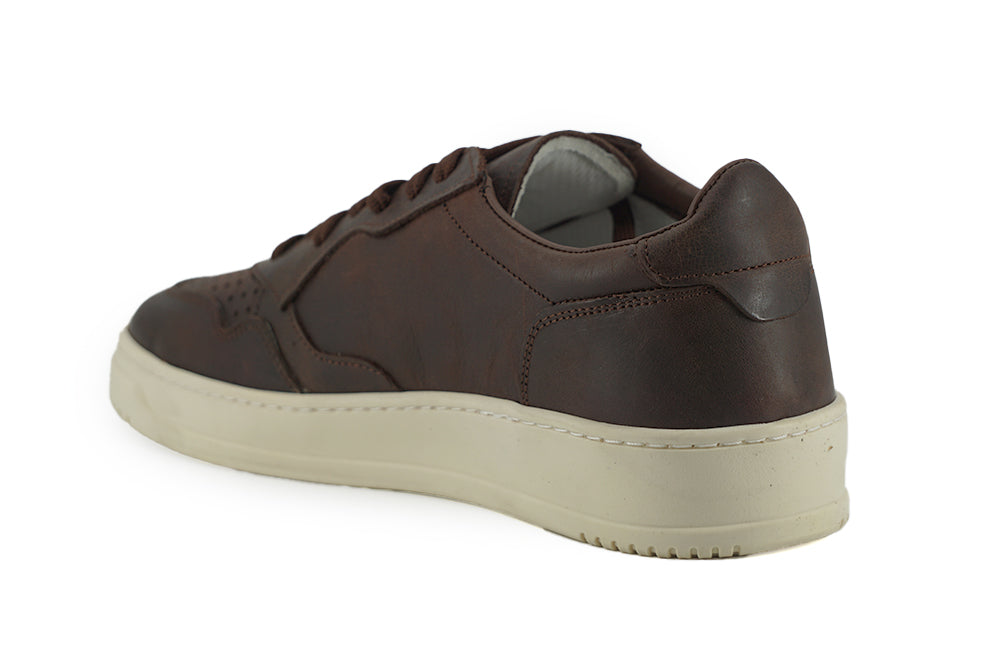 Sneakers basse in pelle marrone