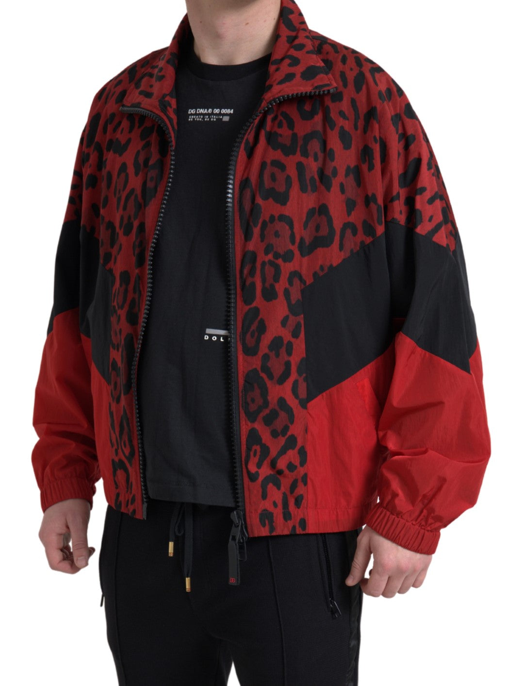 Rote Sweatjacke mit Reißverschluss und Leopardenmuster