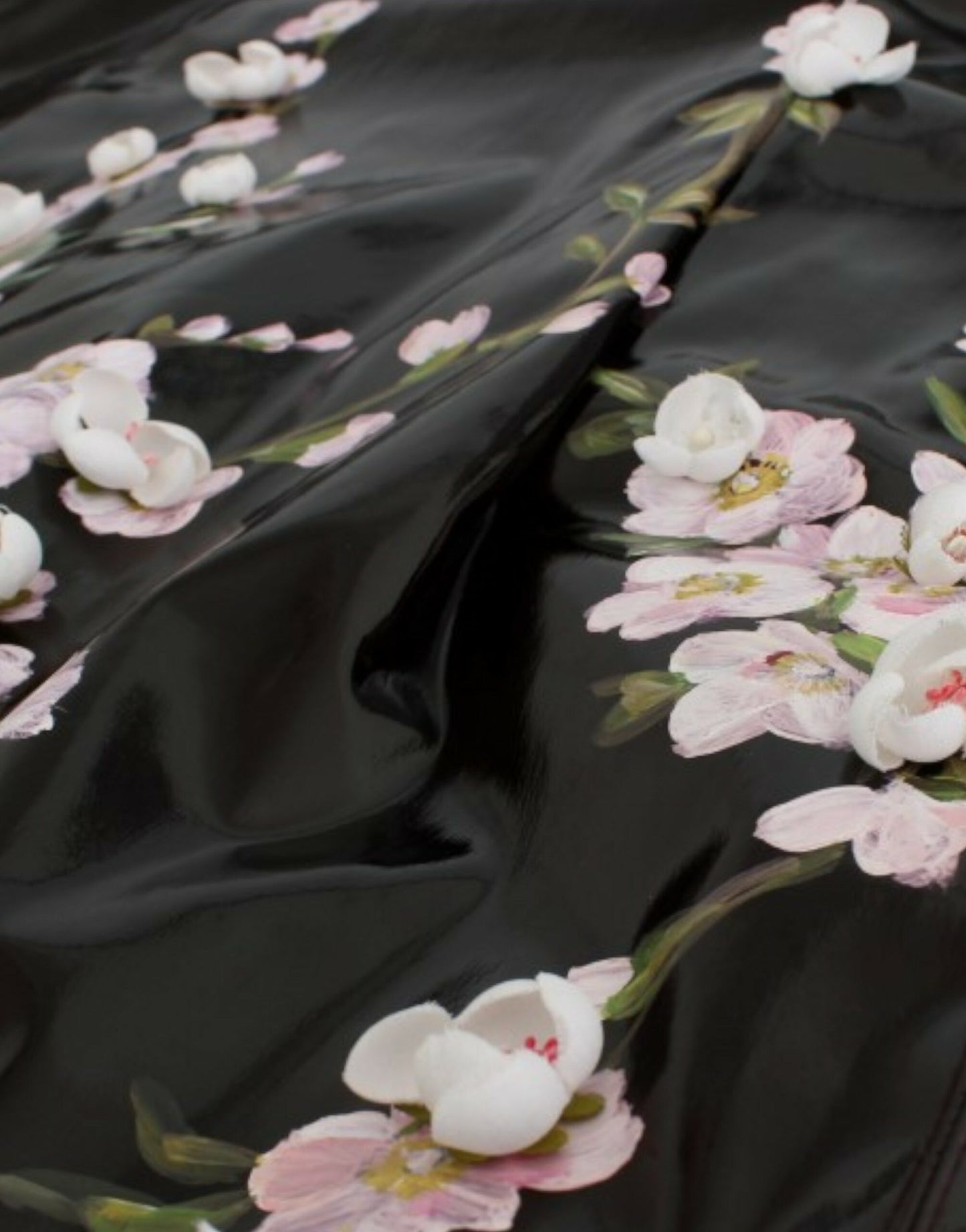 Robe noire vernie florale HANDPAINTED