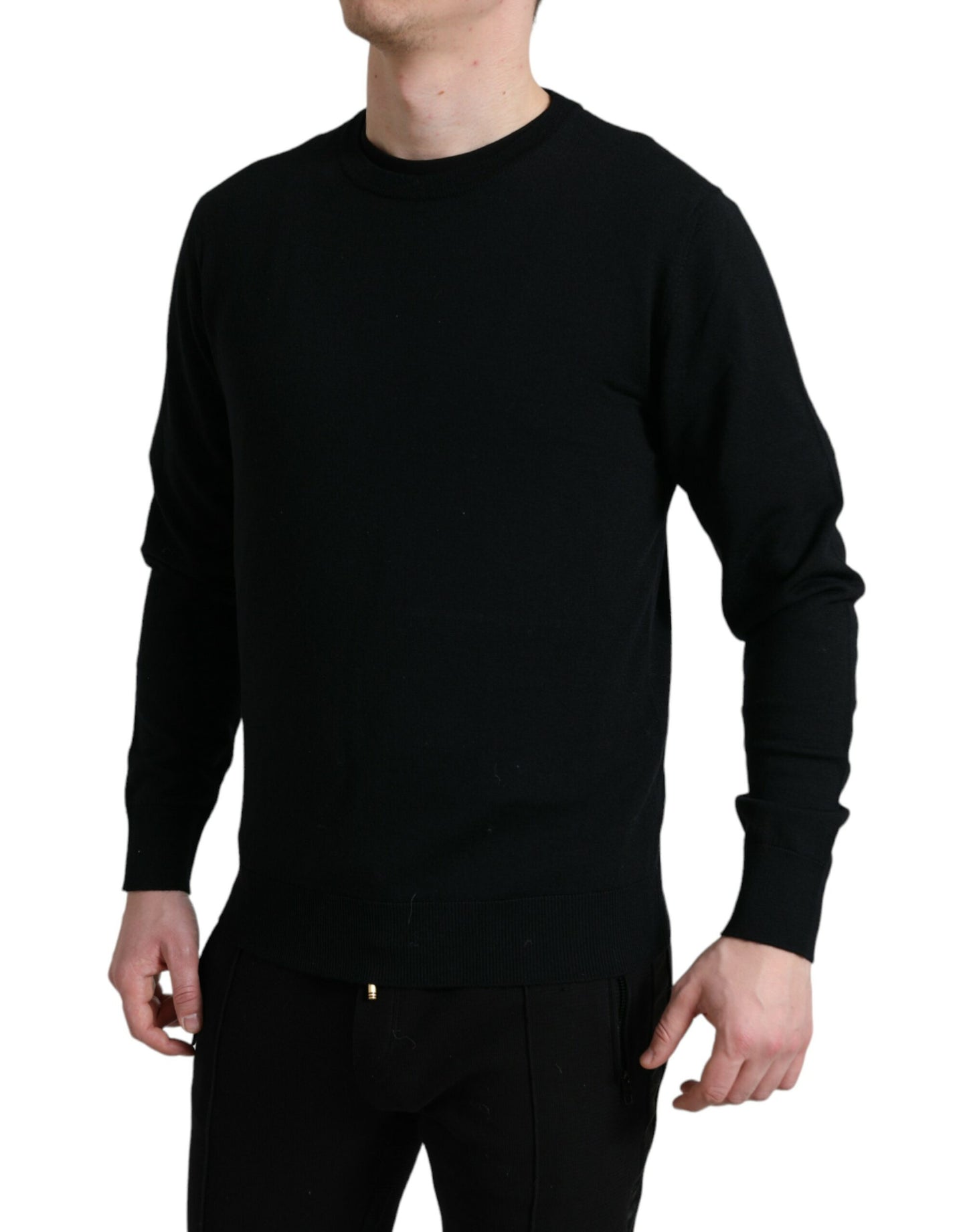 Maglione pullover girocollo in lana nera