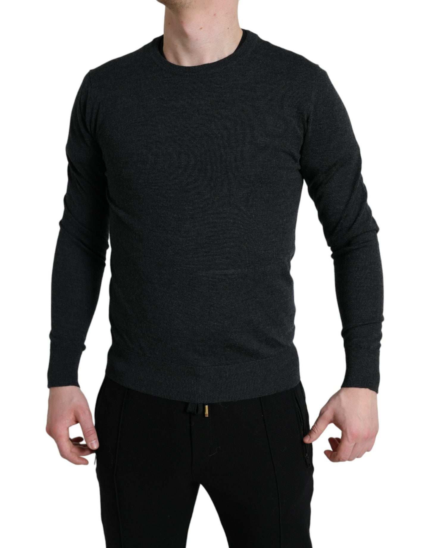 Eleganter grauer Wollpullover