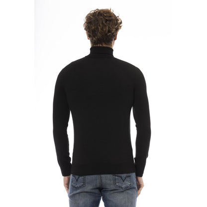 Eleganter Rollkragenpullover mit Monogramm-Detail