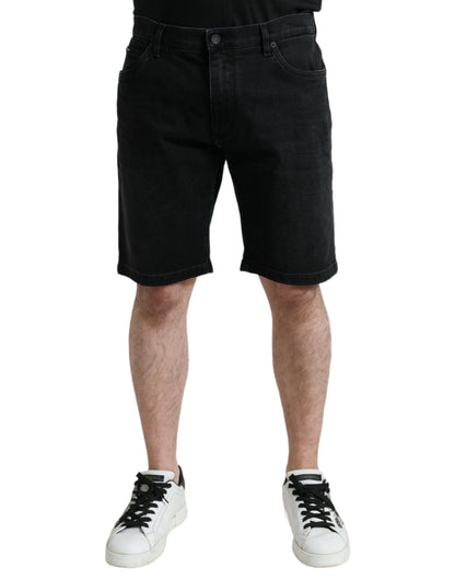 Schicke schwarze Bermuda-Jeansshorts