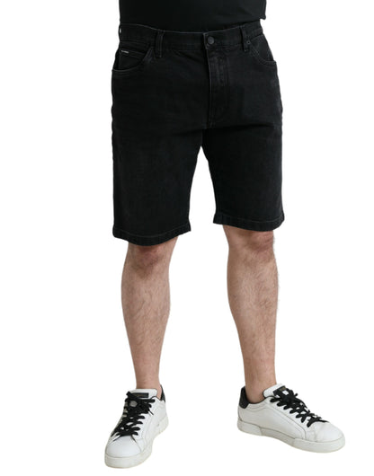 Schicke schwarze Bermuda-Jeansshorts