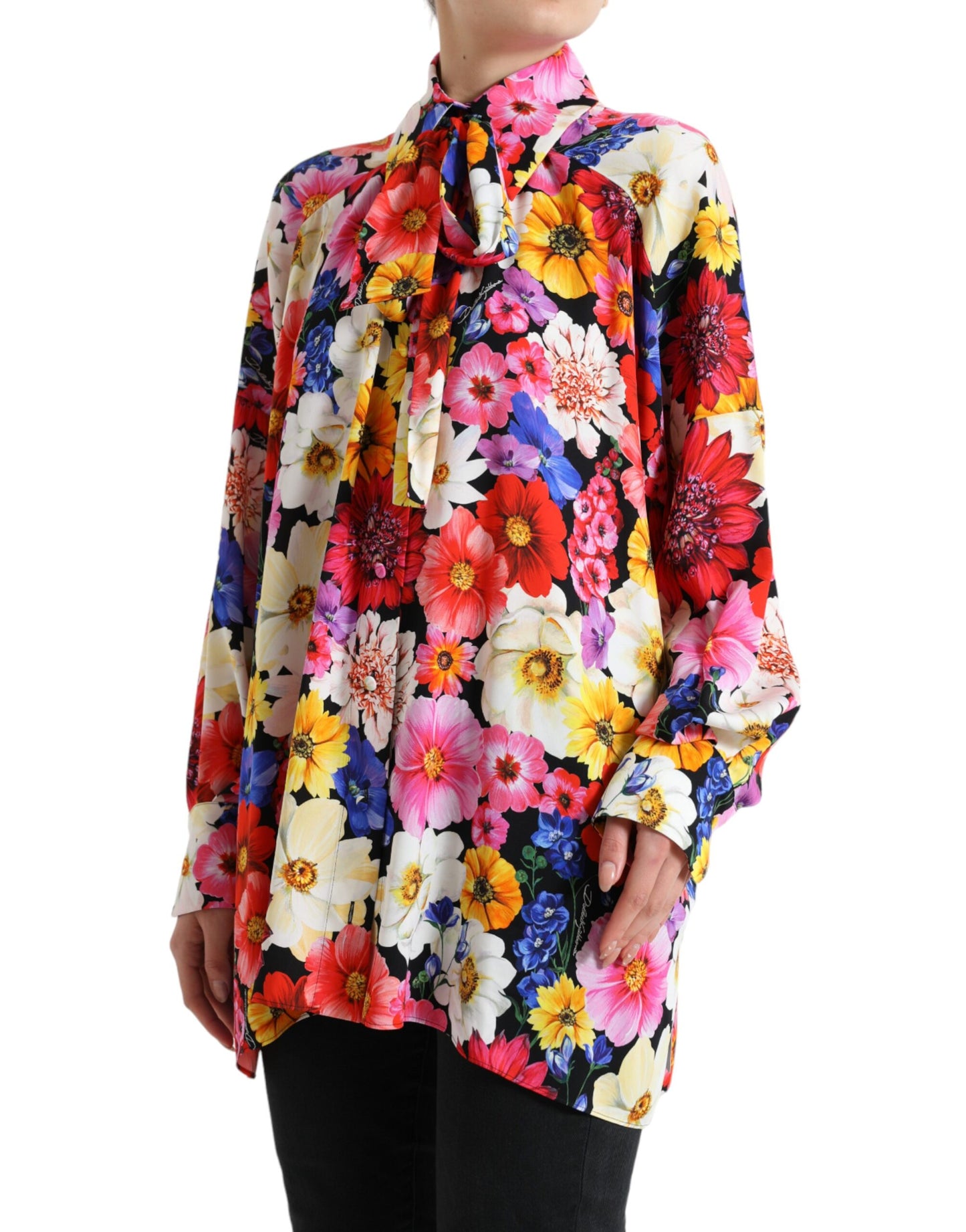 Seidenbluse mit Blumenmuster und Bindeverschluss vorne