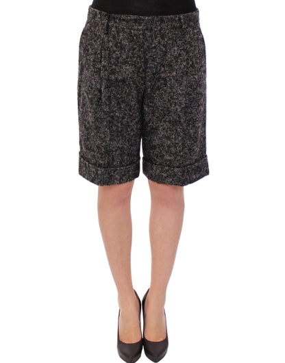 Pantaloni shorts in lana grigia