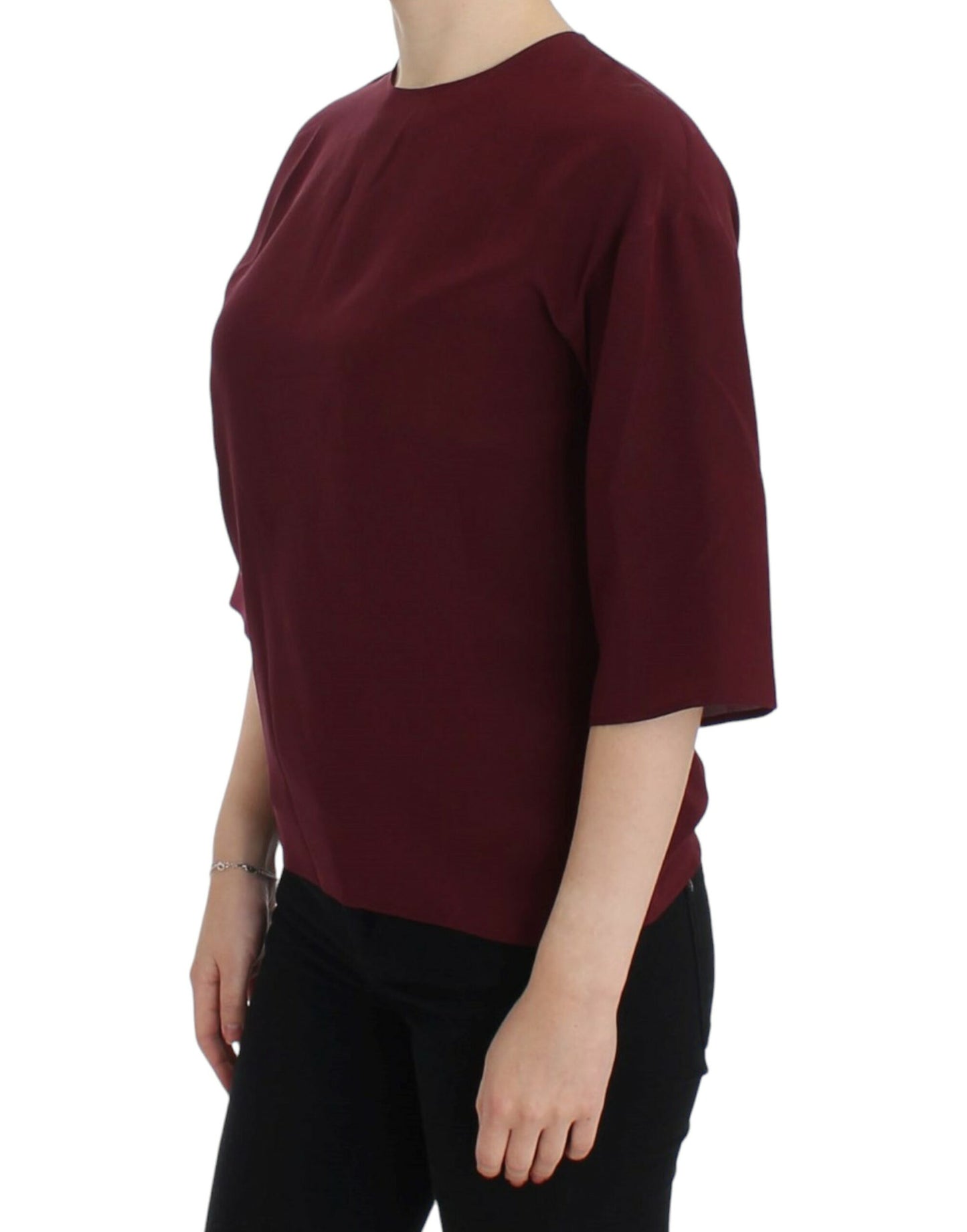 Blusa rossa in seta con maniche a 3/4