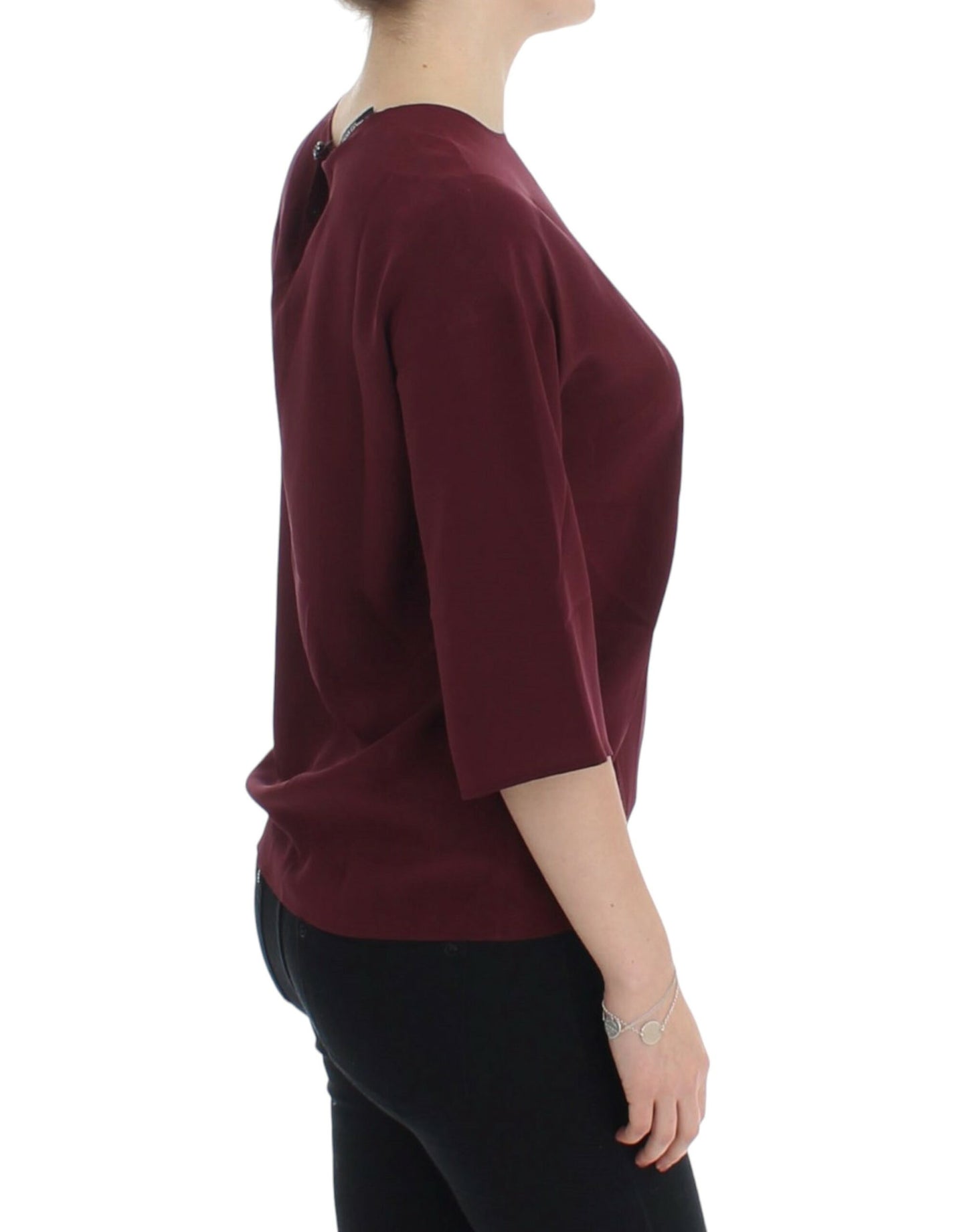 Blusa rossa in seta con maniche a 3/4