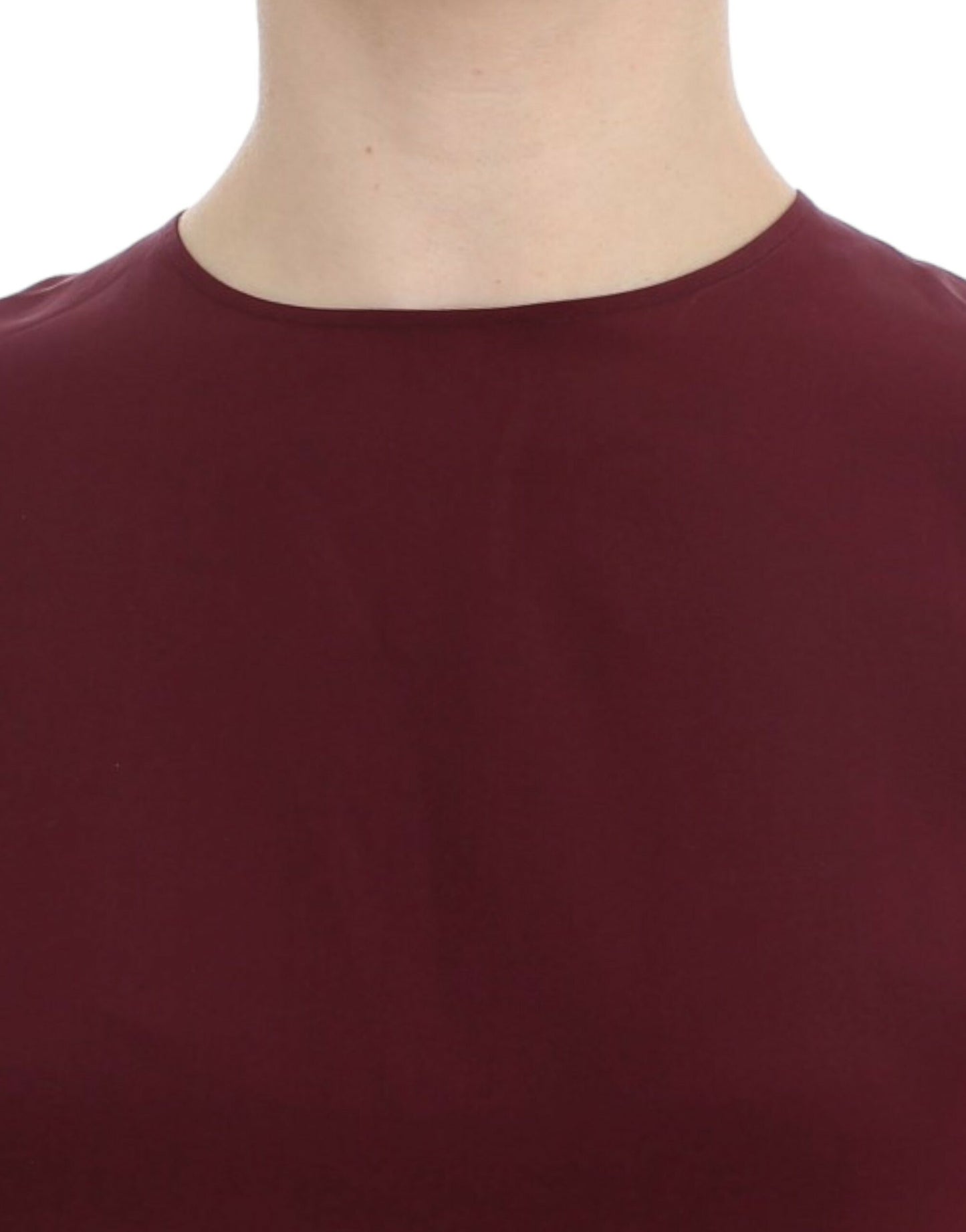 Blusa rossa in seta con maniche a 3/4