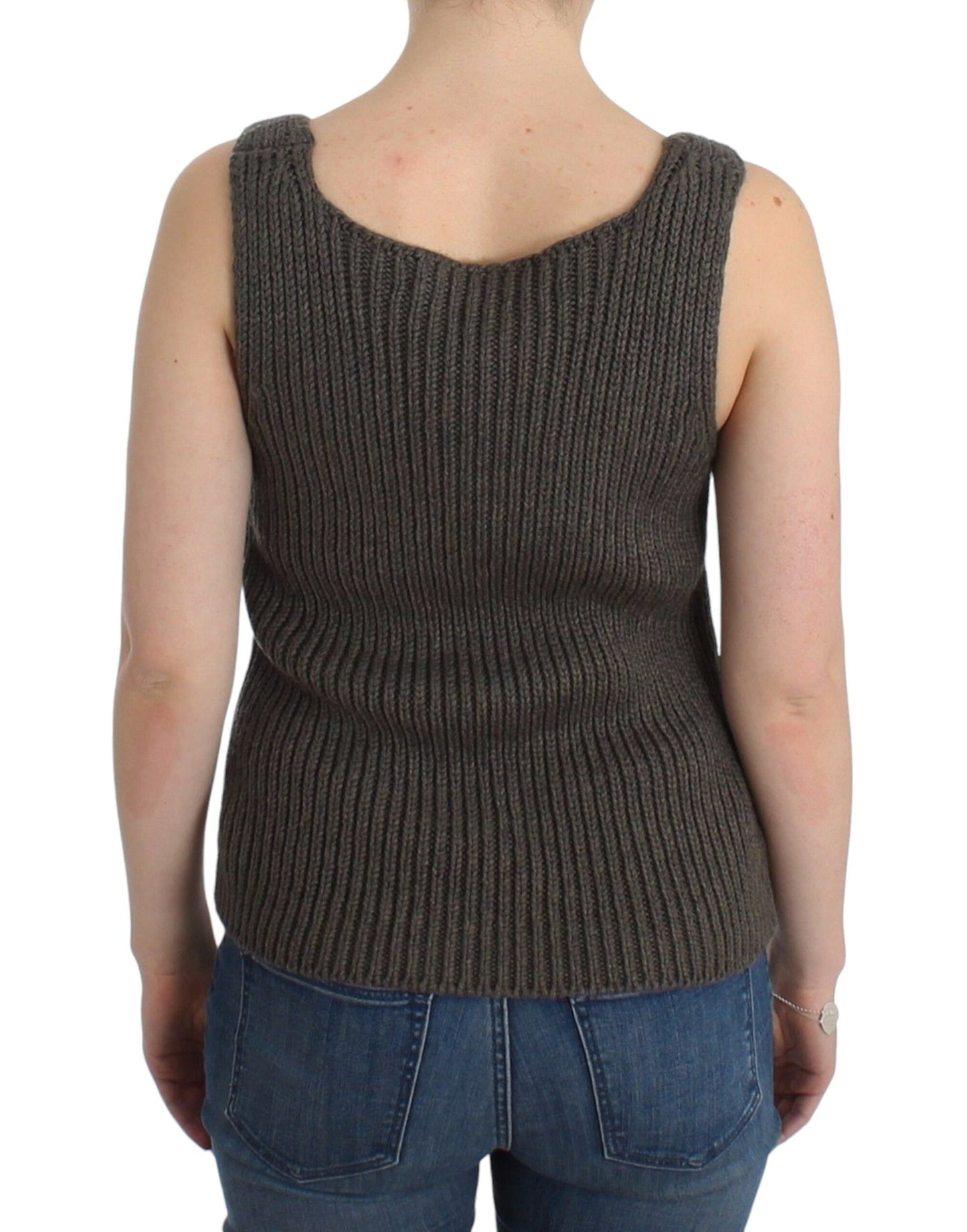 Grauer Strickpullover aus Merinowolle