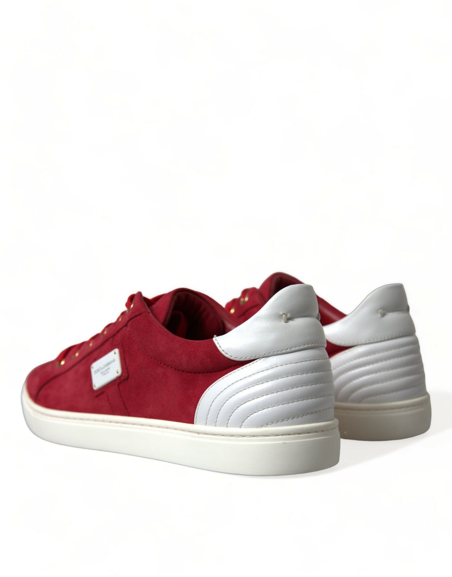 Elegante rote und weiße Low Top Sneakers