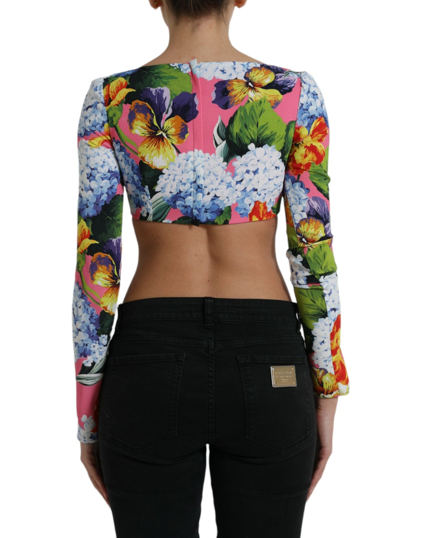 Kurzes Top mit floraler Eleganz