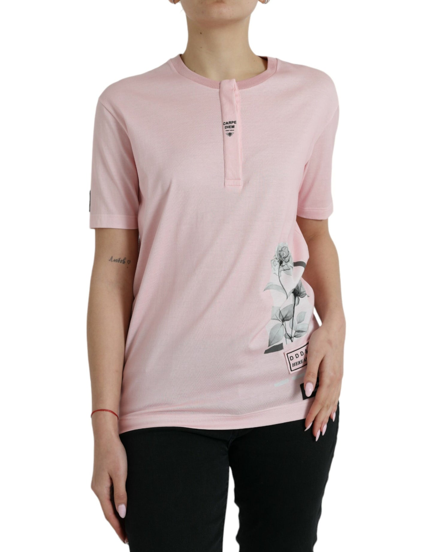 Schickes rosa Baumwoll-T-Shirt mit Blumenmuster