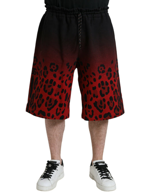 Rote Bermudashorts aus Baumwolle mit Leopardenmuster