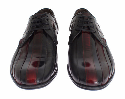 Chaussures habillées en cuir bordeaux noir