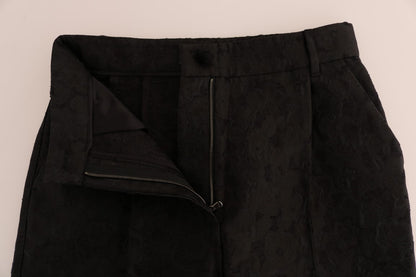 Schwarze Capri-Hose aus Blumenbrokat