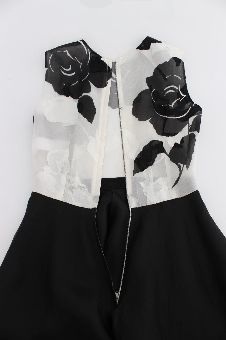 Robe fourreau en soie florale noire et blanche